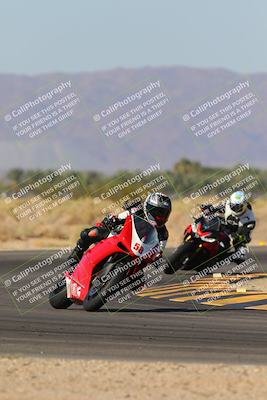 media/Nov-06-2023-Moto Forza (Mon) [[ce023d0744]]/4-Beginner Group/Session 3 (Turn 16)/